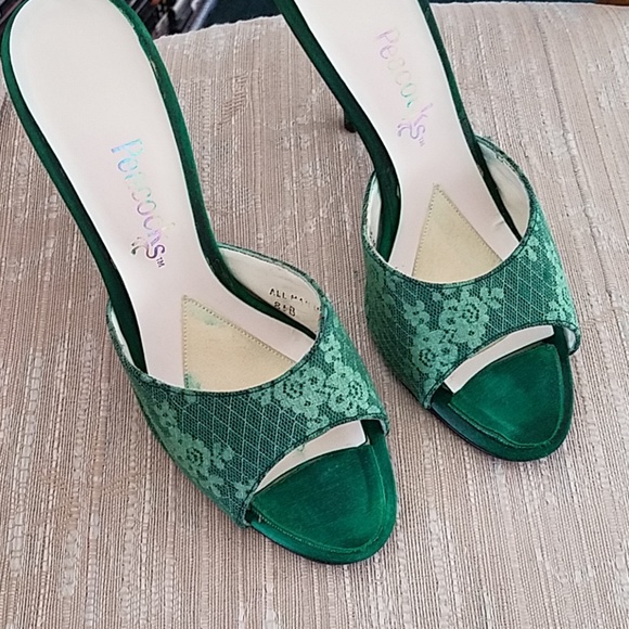 emerald green stilettos